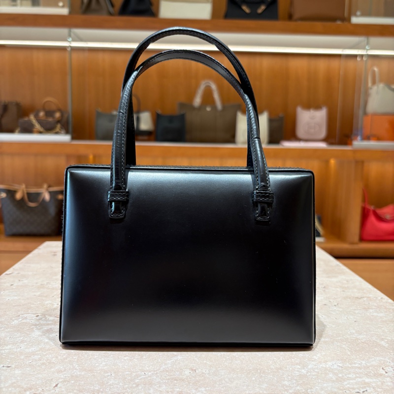 【極簡奢華|經典再現】LOEWE 博物館小方包 黑色皮革手提包|幹練俐落造型|都會時尚首選-1