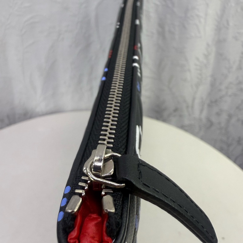 Chanel Clutch Bag ( 未使用品）-4