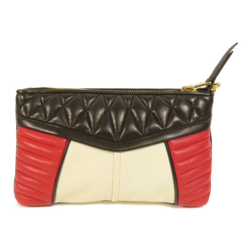 Miu Miu 羊皮皮革Pouch金扣手拿包-1