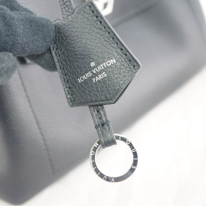 Louis Vuitton LV M53937 LOCKME EVER BB 手提斜背二用包(附購證)-15