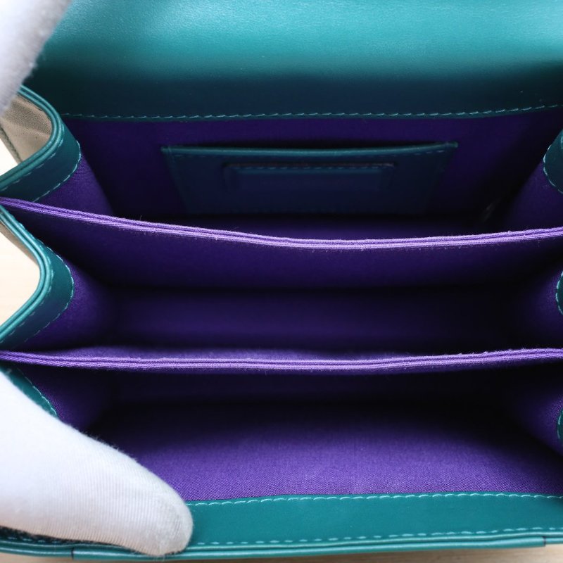 BVLGARI Serpentiforever風琴蛇頭包小號手柄款綠色牛皮肩背包-4