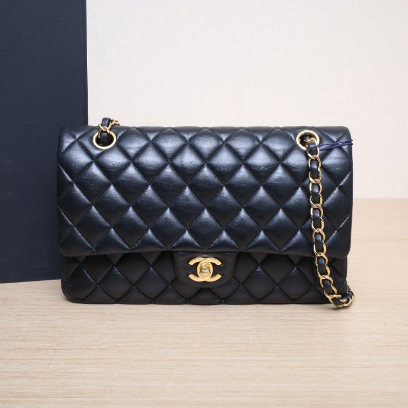 CHANEL CF口蓋包中號25.5黑色羊皮29開金扣菱格紋肩背包-0