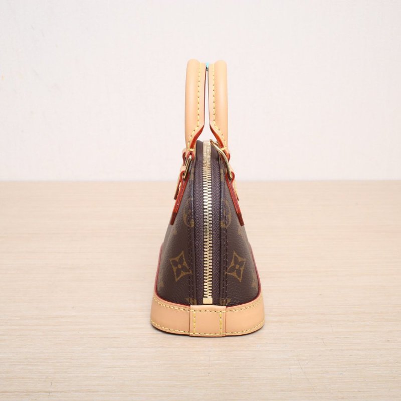 LOUIS VUITTON 老花PVC晶片ALMA貝殼包NANO18肩背包-4