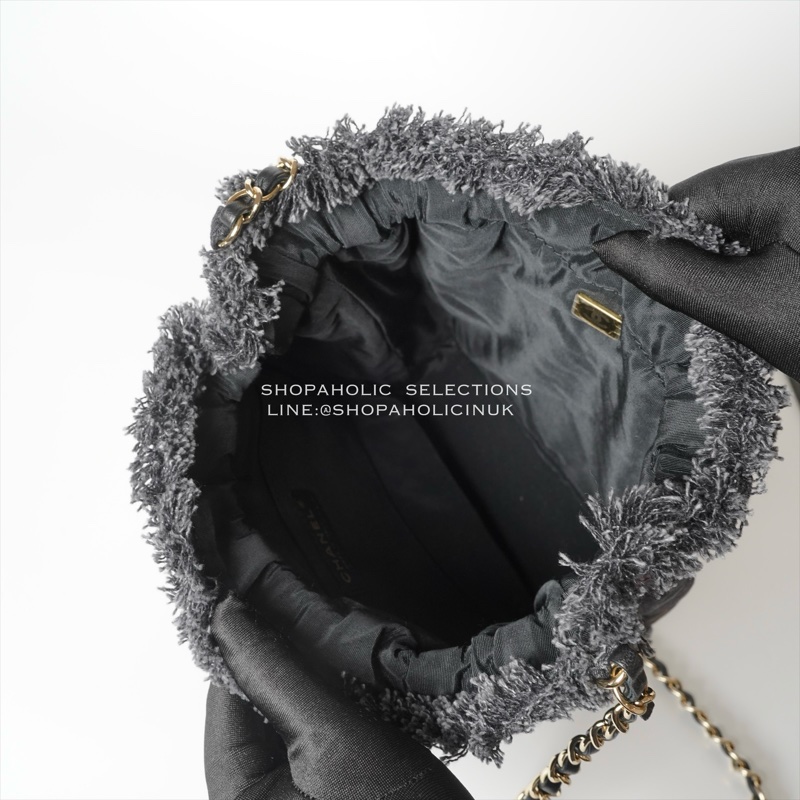 Chanel 22P黑色塗鴉牛仔水桶包大號AS3027-7