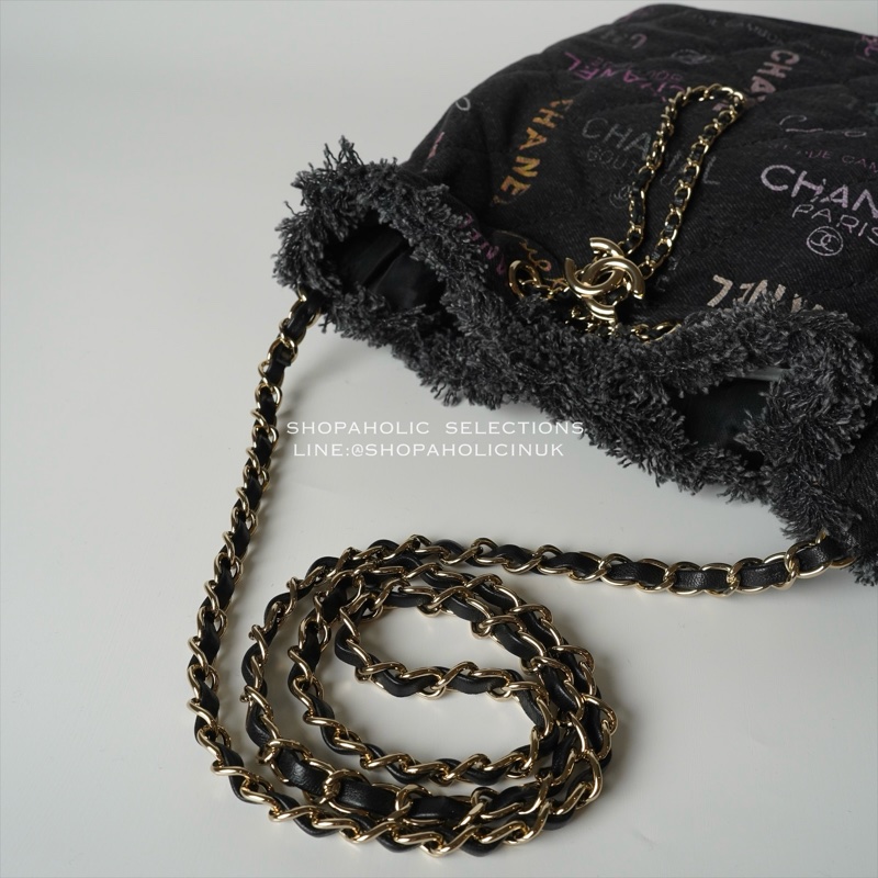 Chanel 22P黑色塗鴉牛仔水桶包大號AS3027-3