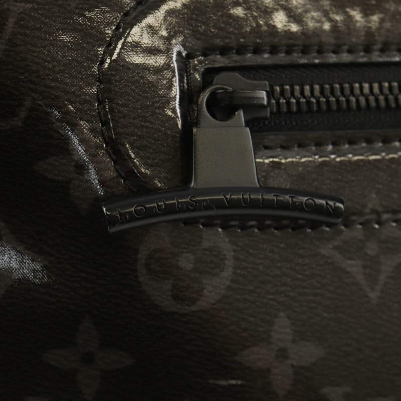 【日本直送】路易威登 (LOUIS VUITTON) Eclipse Glaze Pochette Cosmos 手拿包 M63373 LV Auth 154089V-17