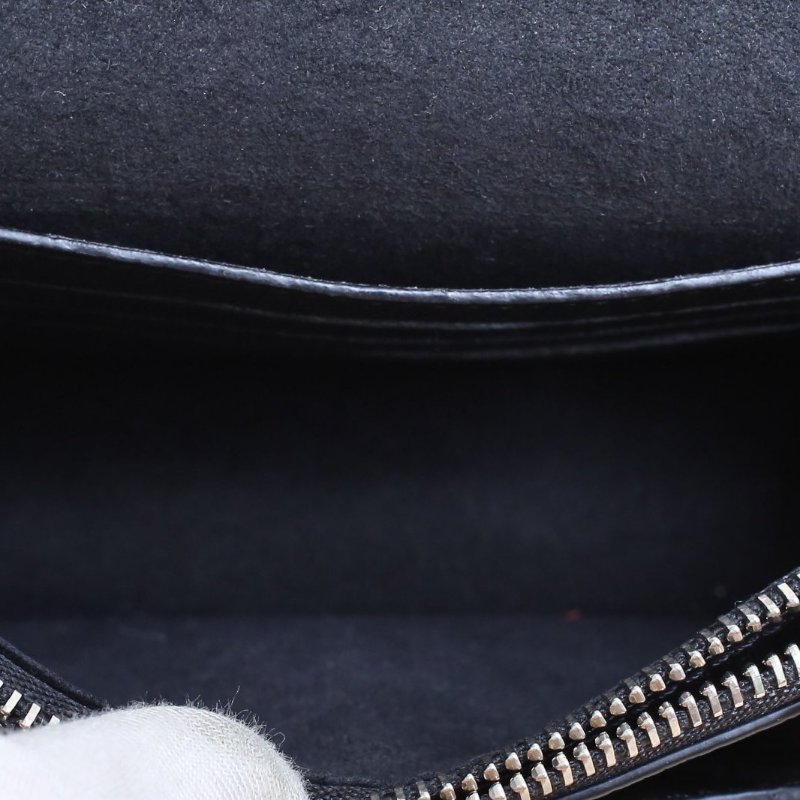 LOUIS VUITTON 黑色牛皮2020Mylockme超mini肩背包-2