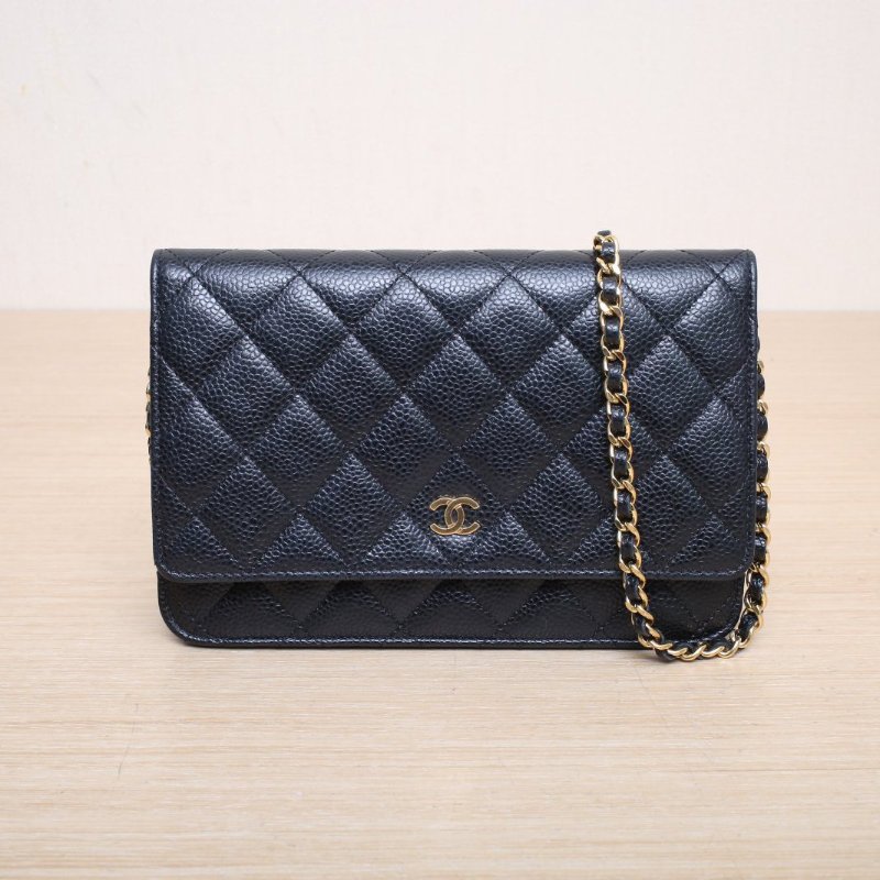 CHANEL CFWOC19黑色荔枝牛皮25開金扣肩背包-1