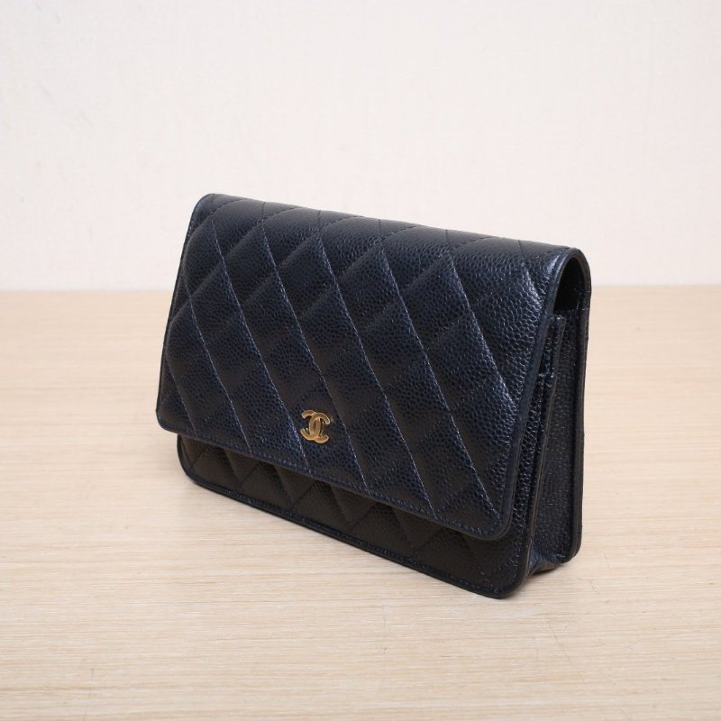 CHANEL CFWOC19黑色荔枝牛皮25開金扣肩背包-4