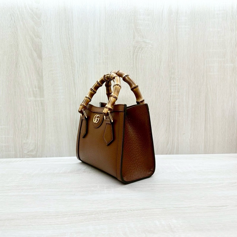 Gucci咖啡色牛皮竹節款Diana迷你手提側背包702732-4