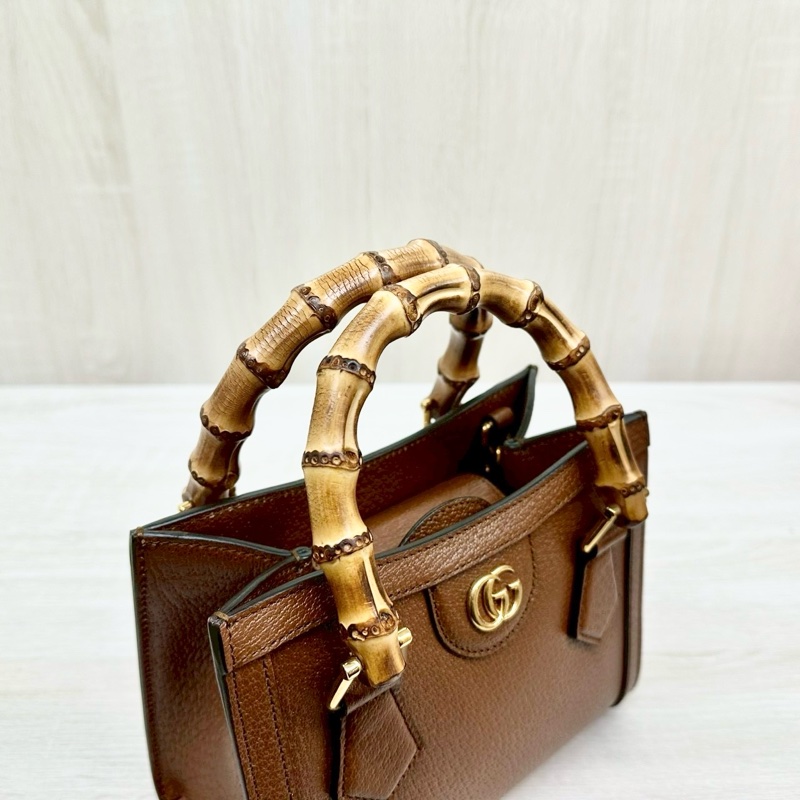 Gucci咖啡色牛皮竹節款Diana迷你手提側背包702732-5