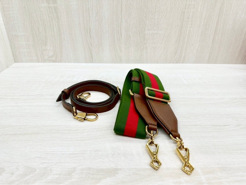 Gucci咖啡色牛皮竹節款Diana迷你手提側背包702732-7