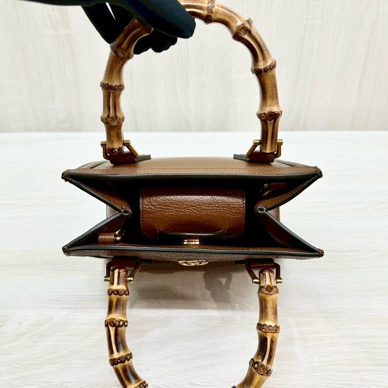 Gucci咖啡色牛皮竹節款Diana迷你手提側背包702732-12