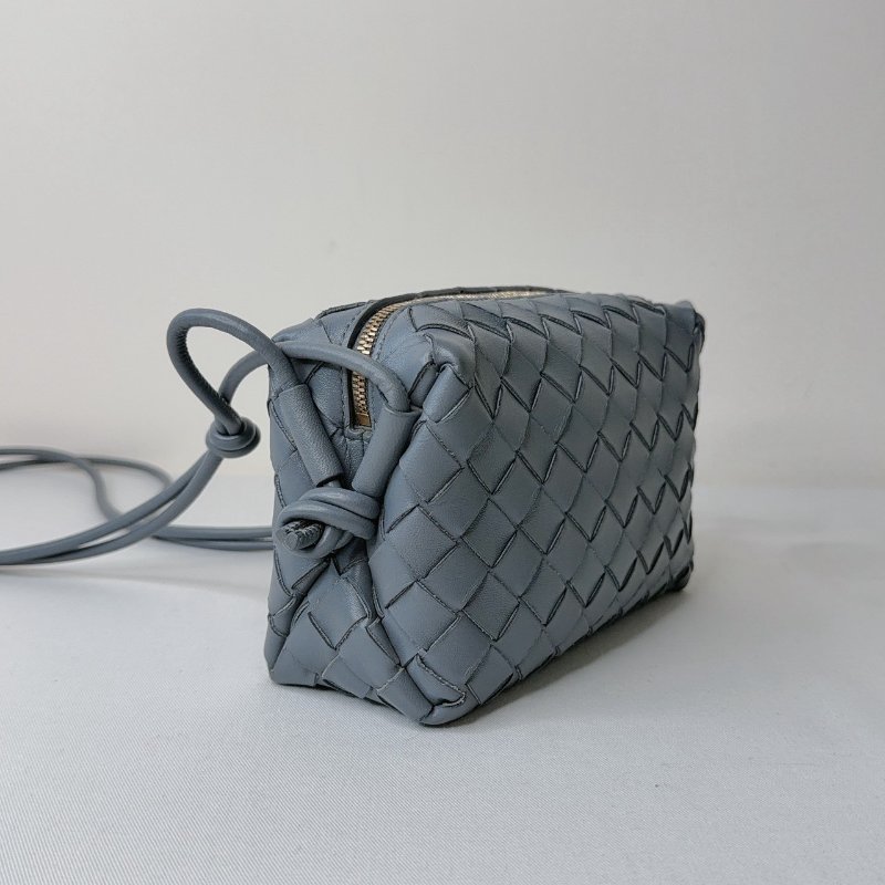 BV Mini Loop灰藍色編織相機包-4