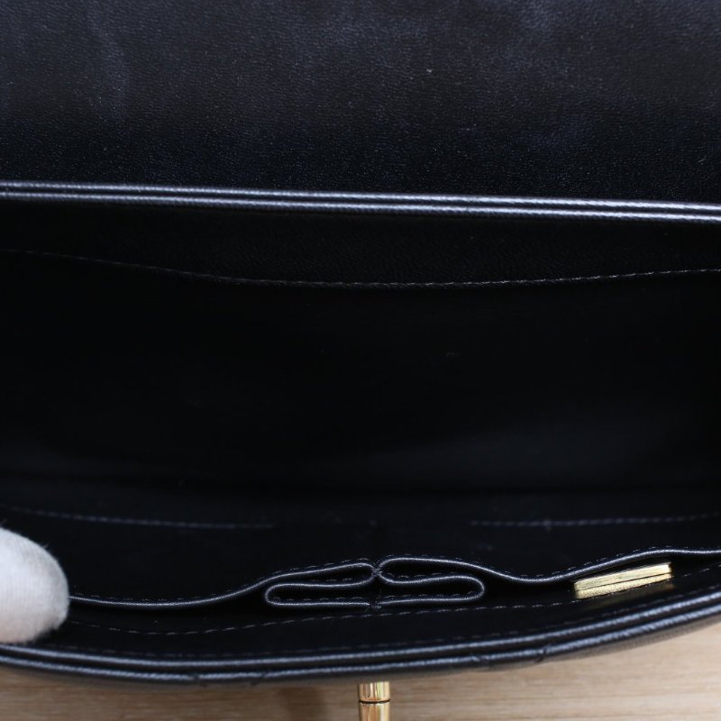 CHANEL TrendyCC口蓋包小號26黑色羊皮羊皮晶片開金扣肩背包-3