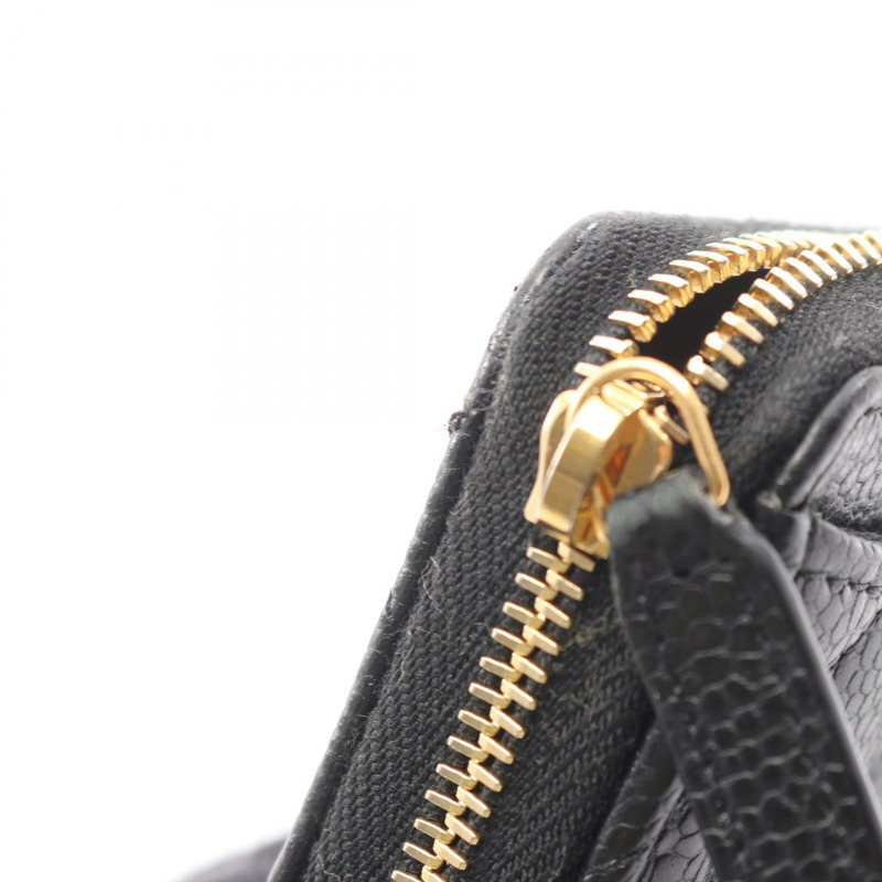 香奈兒經典款拉鍊零錢包,絎縫粒面小牛皮,黑色,二手,金色五金配件。-7