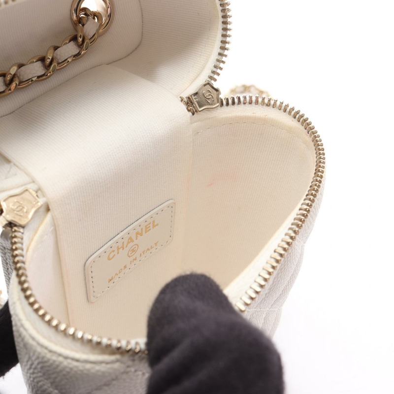 香奈兒 (CHANEL) Matelasse 手機包/肩背包,粒面小牛皮,白色,二手,金色五金-6
