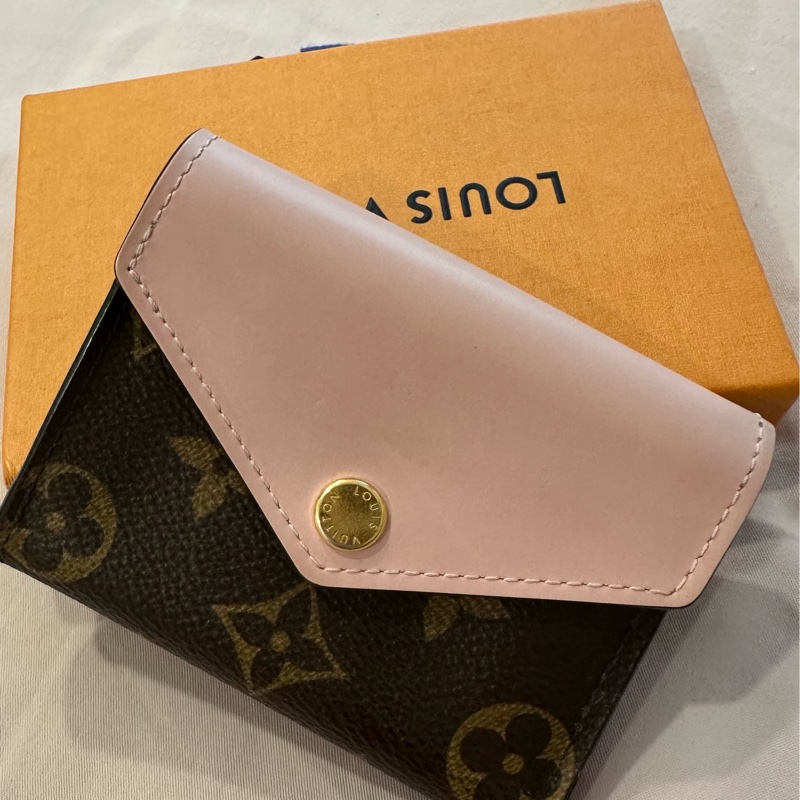 LV 三折短夾 粉 正常使用痕跡-5