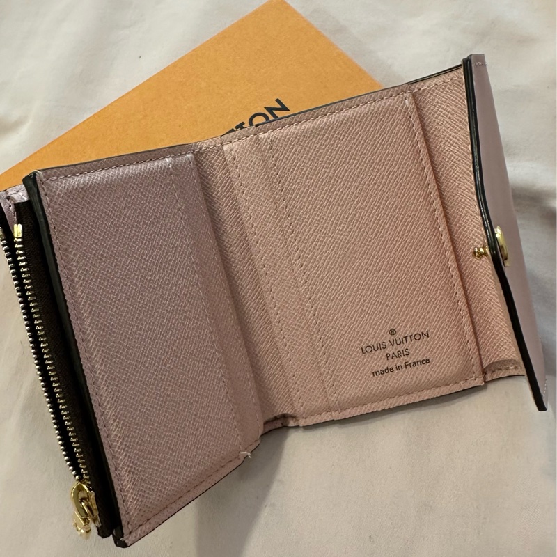 LV 三折短夾 粉 正常使用痕跡-20