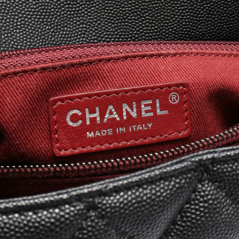 香奈兒 Coco 29 頂部手柄翻蓋絎縫手提包,粒面皮革,黑色,二手,帶五金配件-3