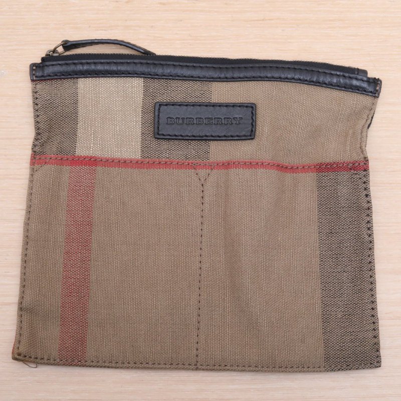 Burberry TheAshby水桶包格子帆布金扣肩背包-4