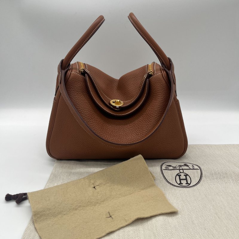 超級新🌟Hermès 愛馬仕 Lindy 26 棕色 牛皮金扣 手提包 肩背包-1