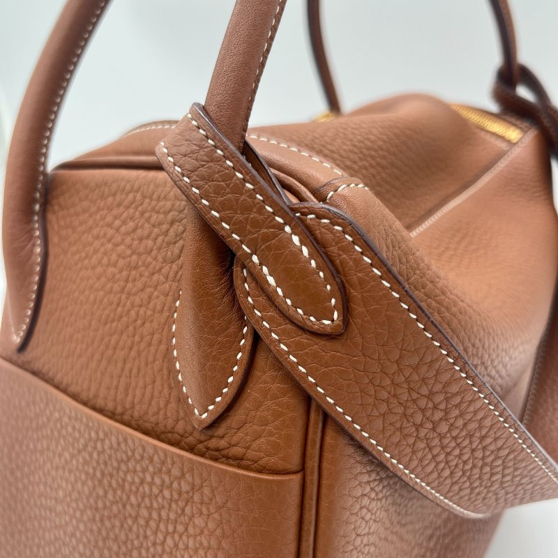 超級新🌟Hermès 愛馬仕 Lindy 26 棕色 牛皮金扣 手提包 肩背包-9