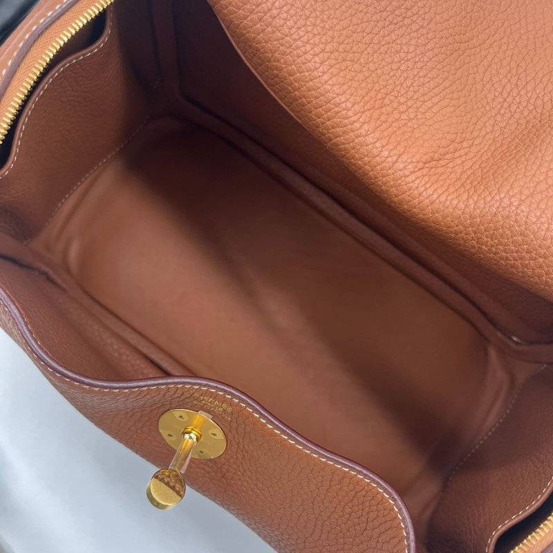 超級新🌟Hermès 愛馬仕 Lindy 26 棕色 牛皮金扣 手提包 肩背包-15