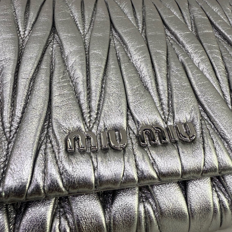 Miu Miu Matelass shoulder Bag-7