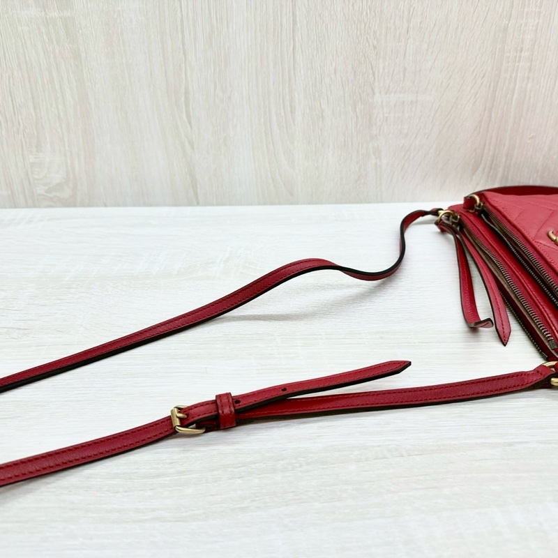 Gucci紅色馬夢二合一拉鍊斜背包453878-12