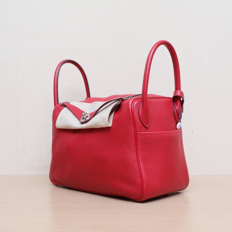 HERMES Lindy3095法拉利紅TC皮C刻銀扣肩背包-3
