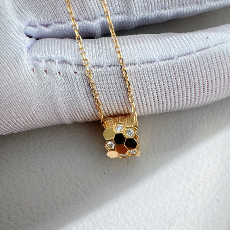 Chaumet尚美 18K金镶钻蜂巢项链-5