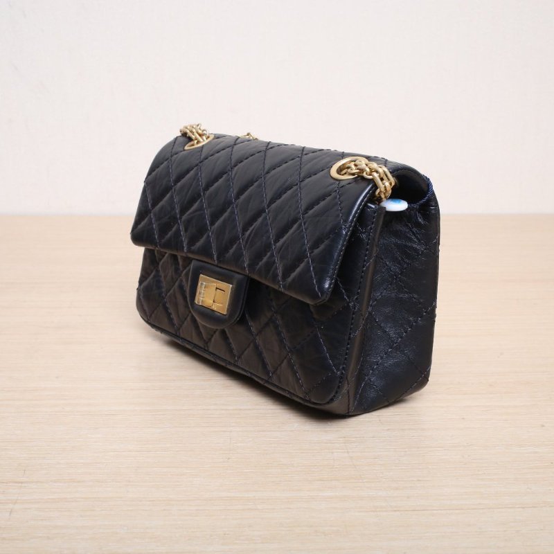 CHANEL 2.55口蓋包迷你20黑色牛皮30開金扣肩背包-4