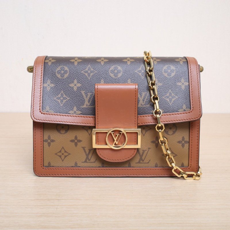 LOUIS VUITTON Dauphine達芙妮中號25老花PVC2019肩背包-1