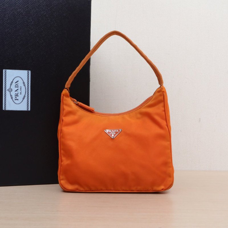 PRADA 橘色尼龍中古hobo腋下包肩背包-0
