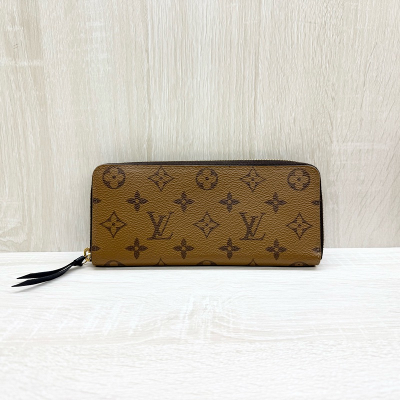 LV淺棕雙色原花窄版Clemenceㄇ拉長夾M82336-0