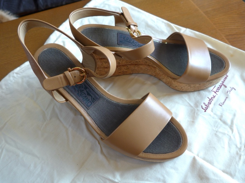 Farragamo拿鐵色牛皮厚底鞋 7 1/2c-4