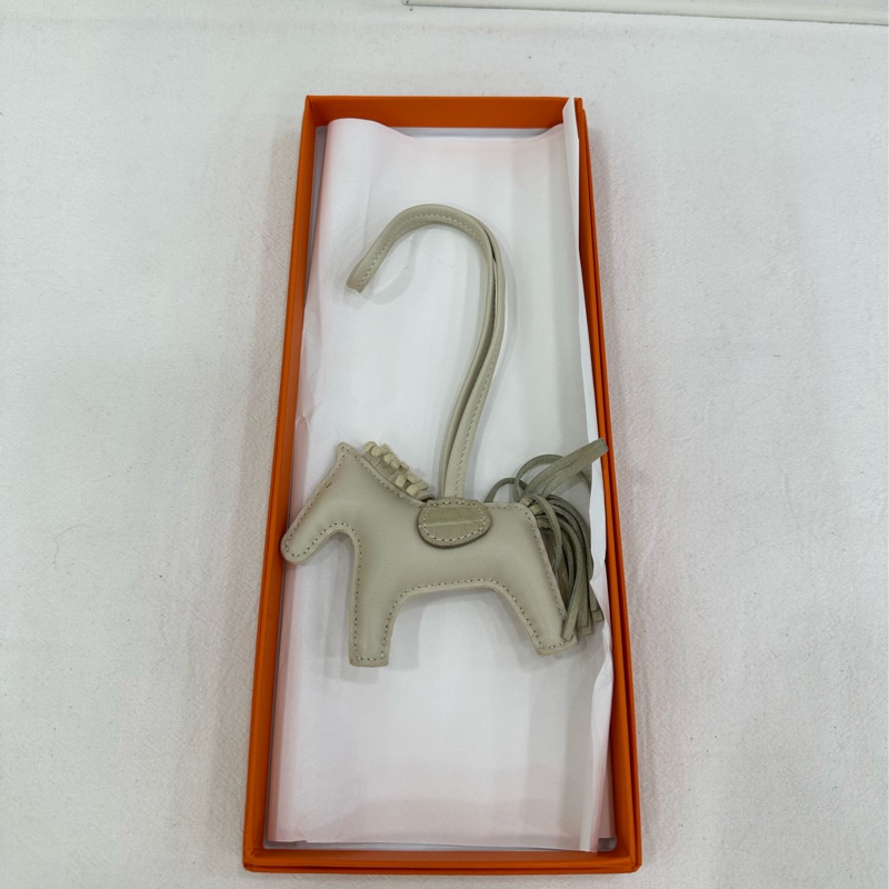 Hermes 愛馬仕 小馬touch吊飾,搭配鱷魚皮馬鞍-0