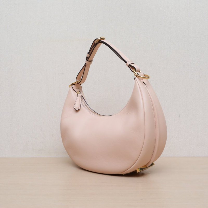 FENDI FendiGraphy手腕包粉色牛皮金扣肩背包-3