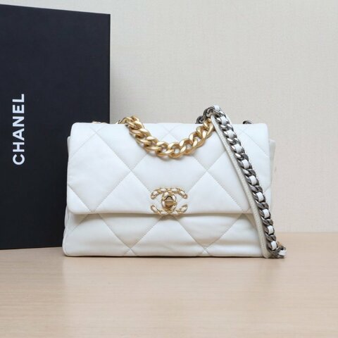 CHANEL 19BAG口蓋包中號30白色羊皮30開金銀扣肩背包
