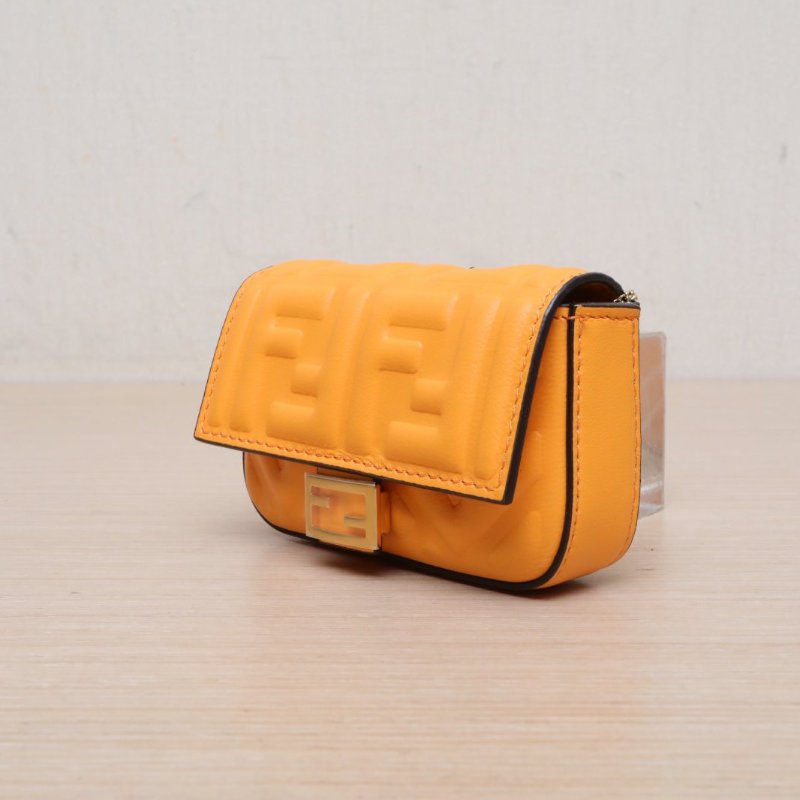 FENDI 橘色牛皮金扣BaguetteFF圖案法棍包超mini肩背包-2