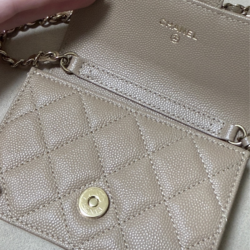 chanel奶茶mini鏈條包-1