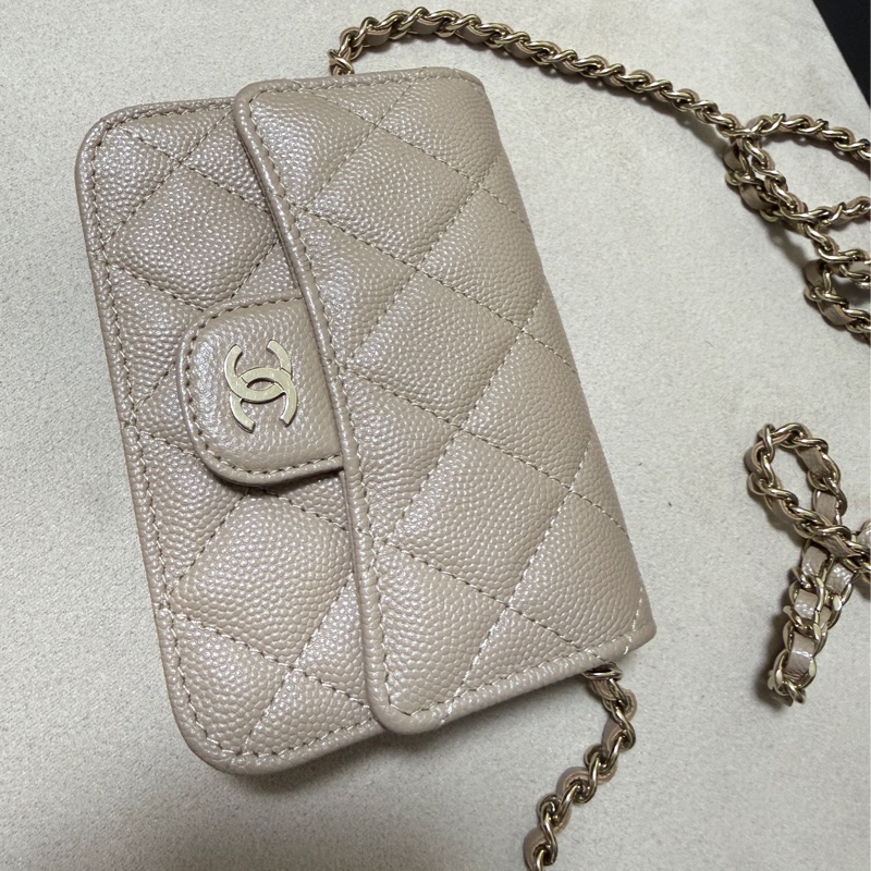 chanel奶茶mini鏈條包-5