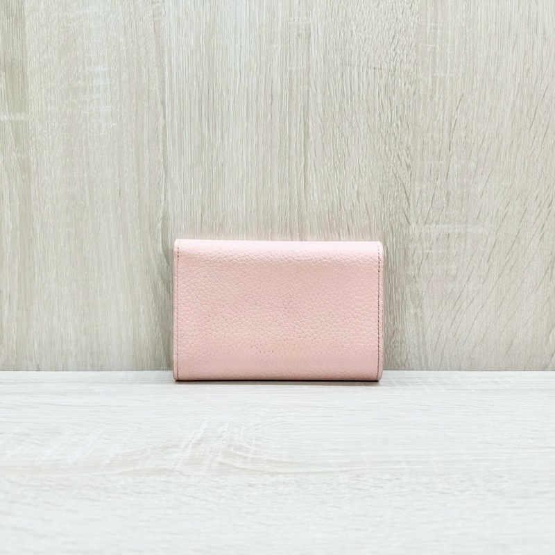 LV粉色牛皮粉金釦三折Capucines中夾M82361-1