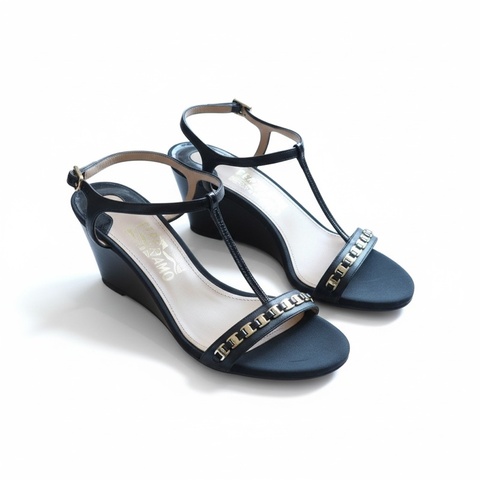 Ferragamo logo金色鏈帶涼鞋 7 1/2D