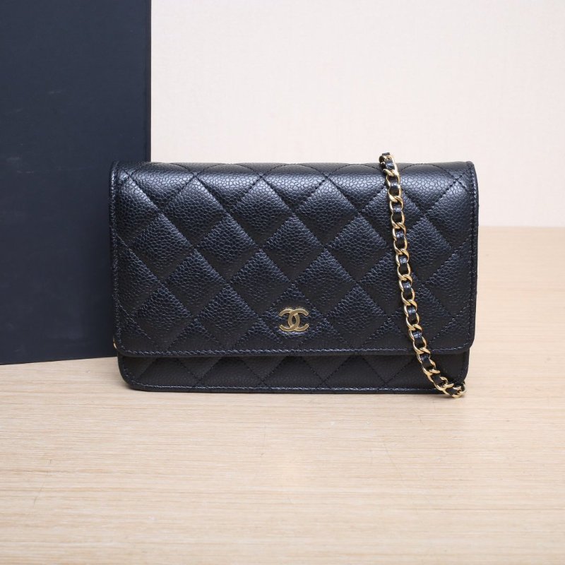 CHANEL CFWOC19黑色荔枝牛皮晶片開金扣肩背包-0