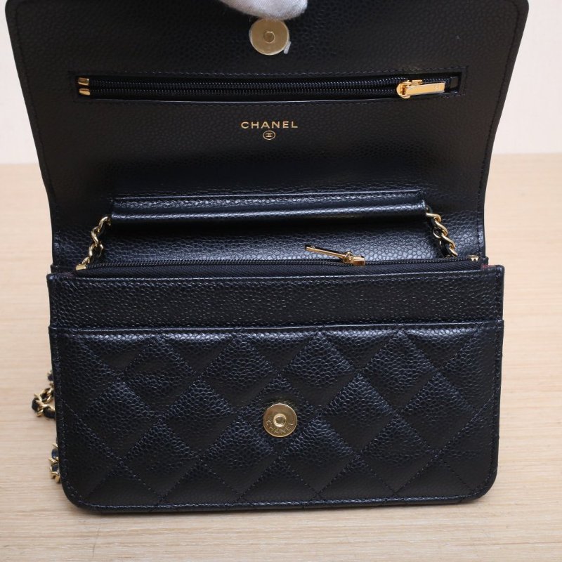 CHANEL CFWOC19黑色荔枝牛皮晶片開金扣肩背包-2