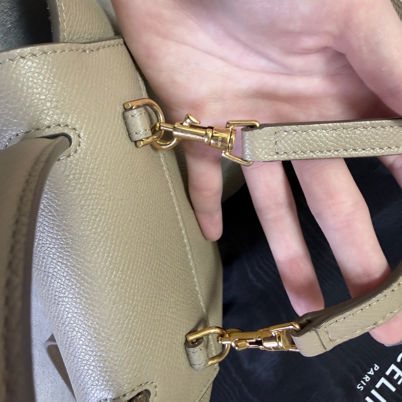 celine pico belt奶茶色鯰魚包-11