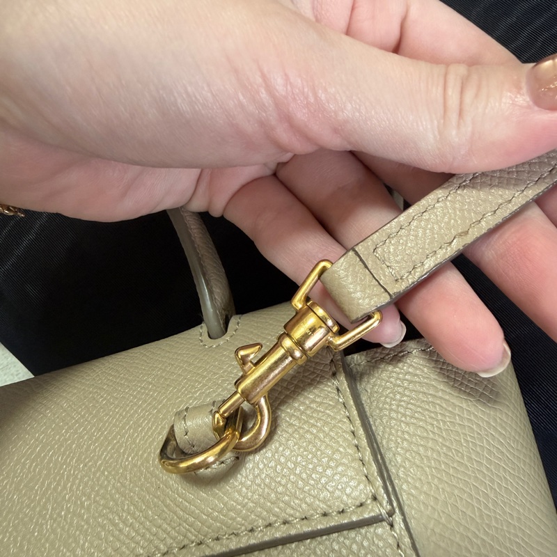 celine pico belt奶茶色鯰魚包-13