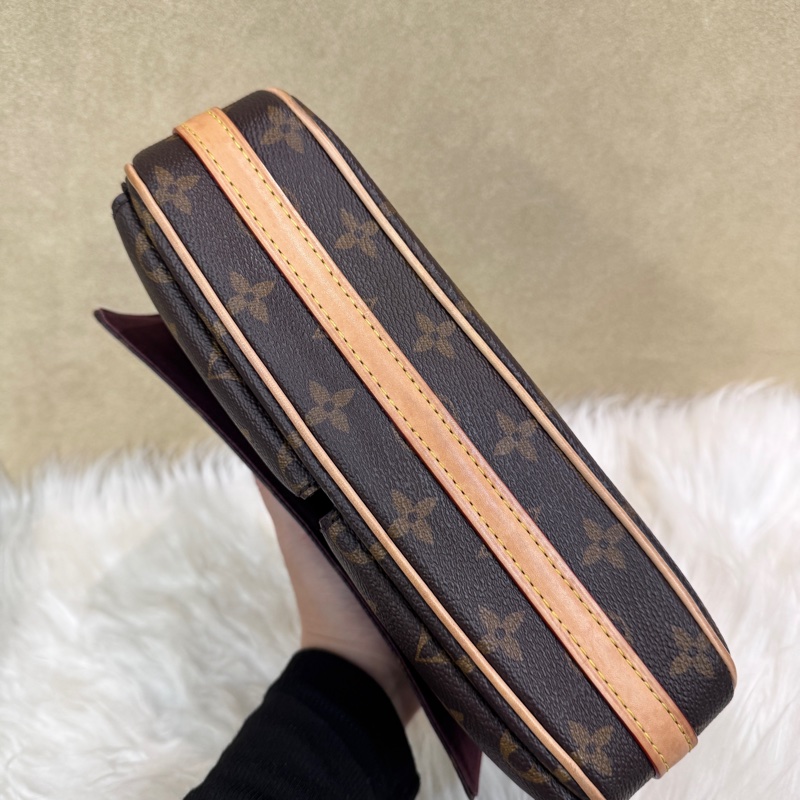 LV Vivacite 老花肩斜背包 晶片款-4